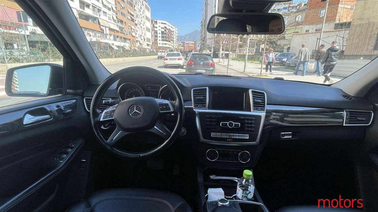 2012' Mercedes-Benz ML 350 photo #6