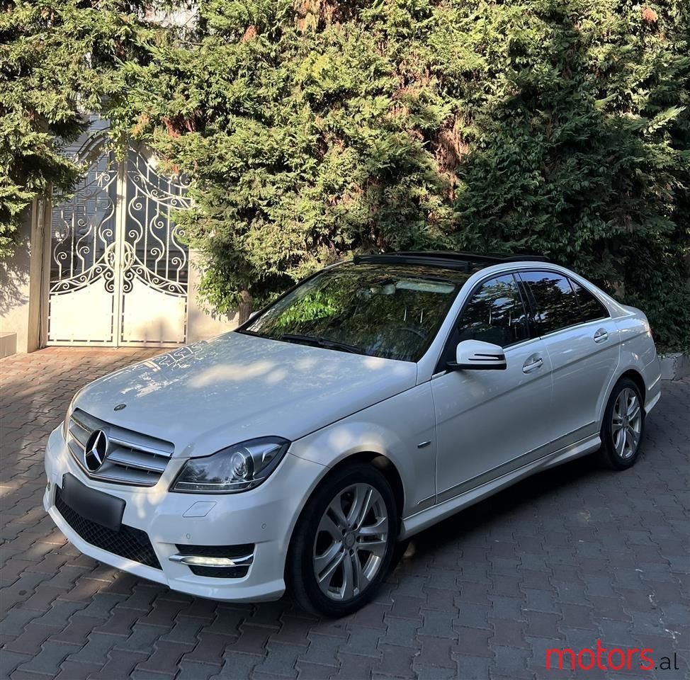2012' Mercedes-Benz C 220 photo #2
