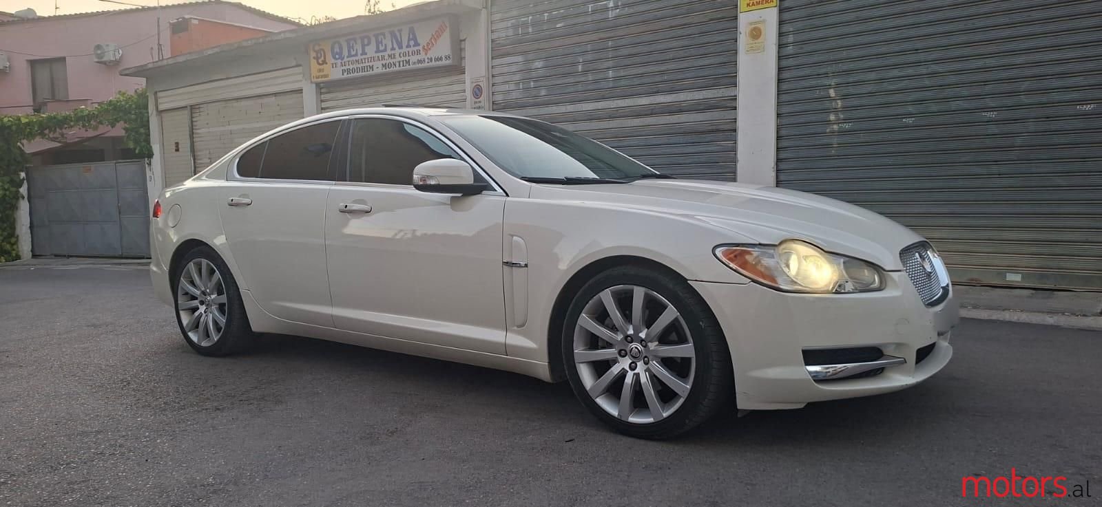 2008' Jaguar XF photo #1