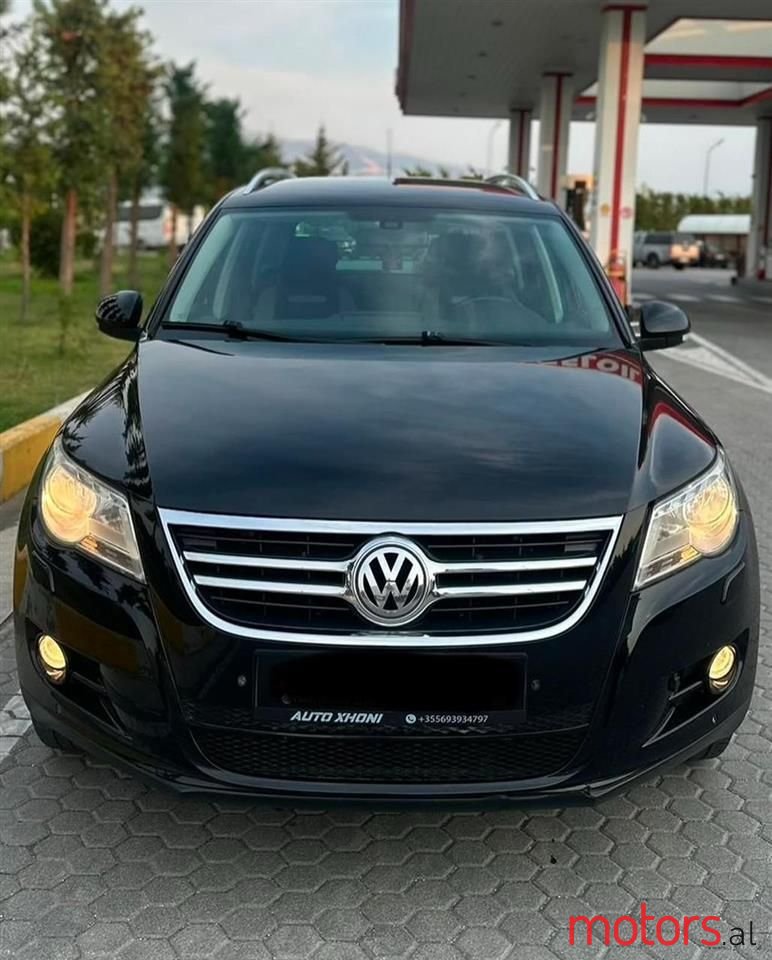 2008' Volkswagen Tiguan photo #1