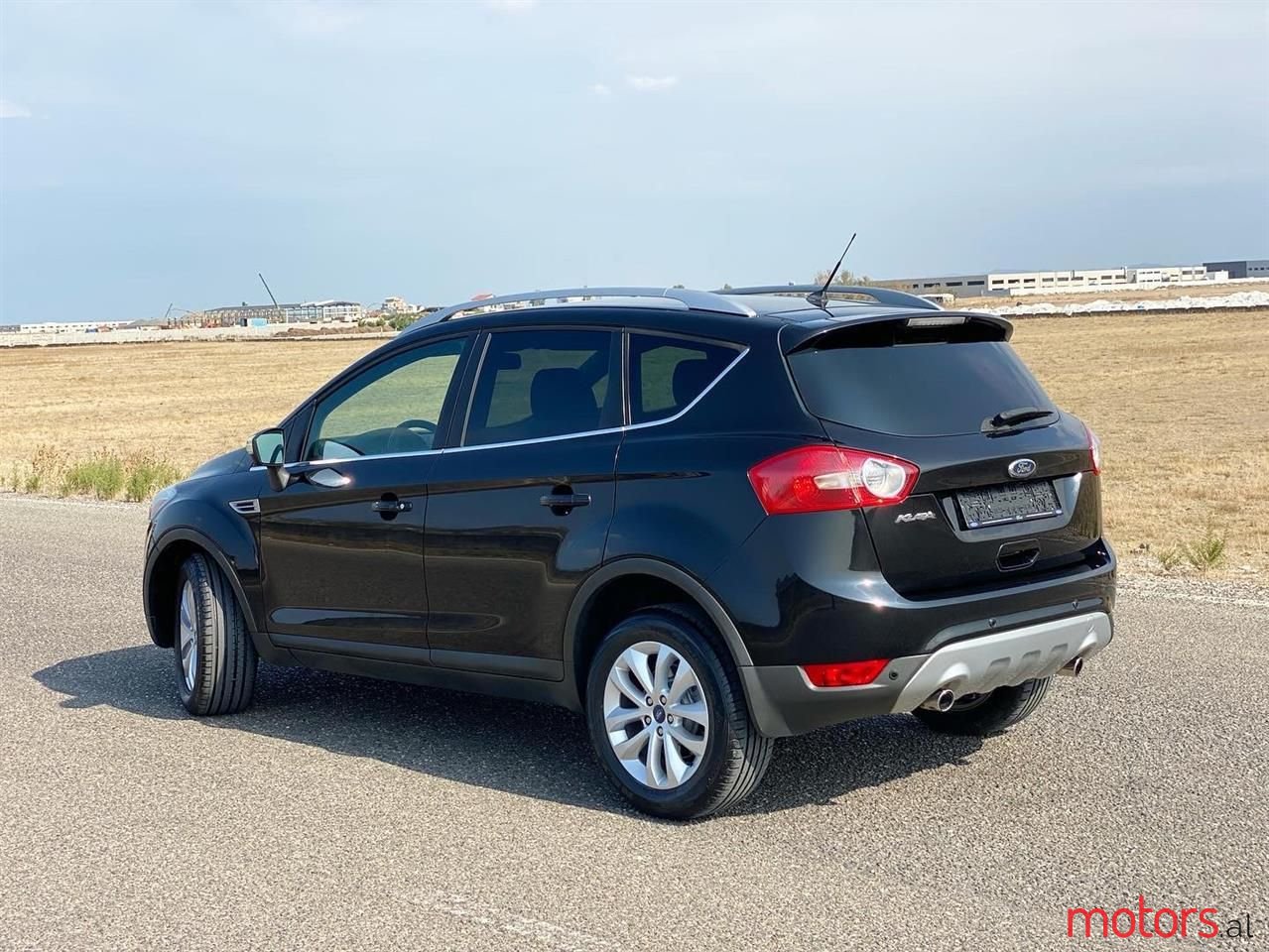 2011' Ford Kuga photo #2