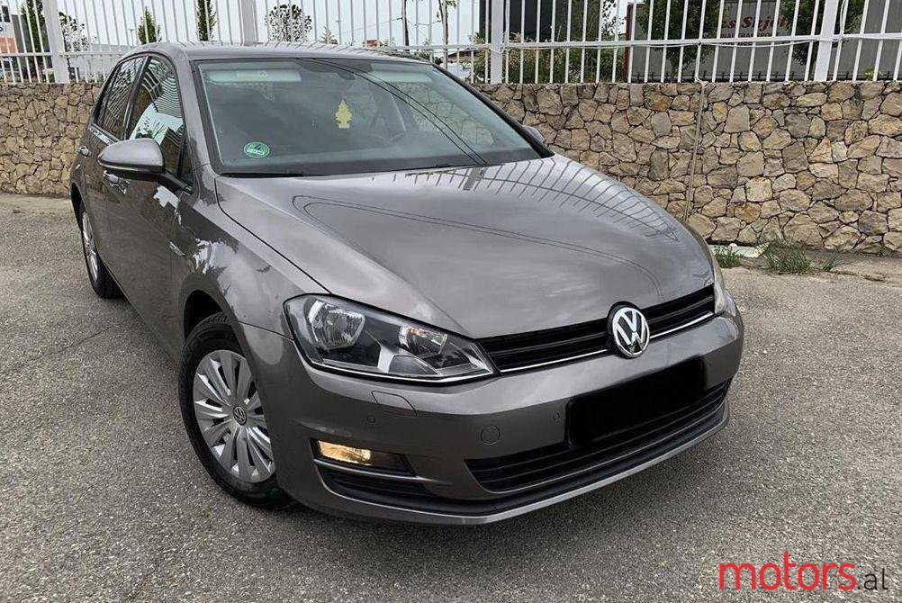 2015' Volkswagen Golf photo #1