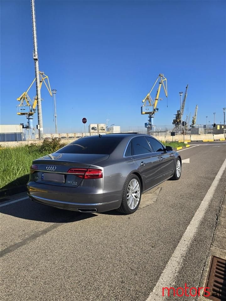 2015' Audi A8 photo #5