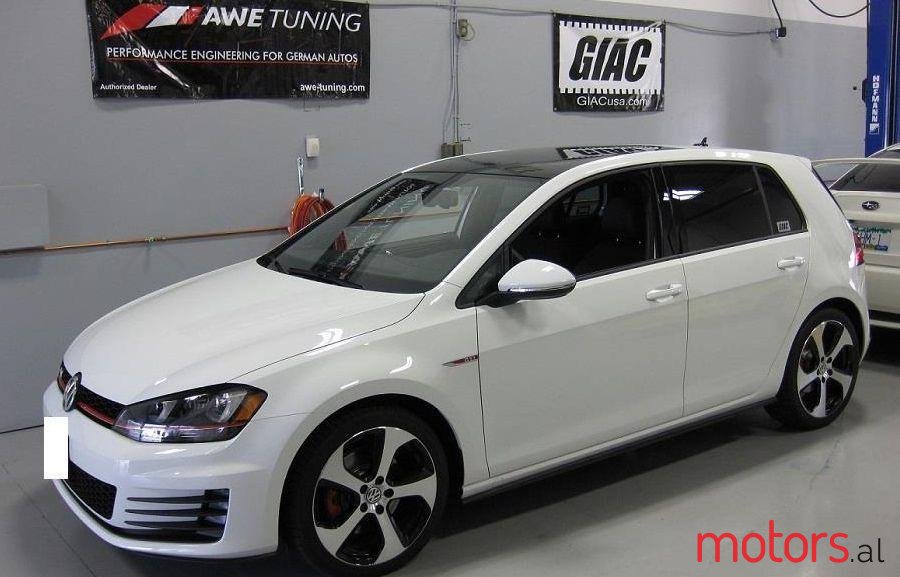 2015' Volkswagen Golf photo #1