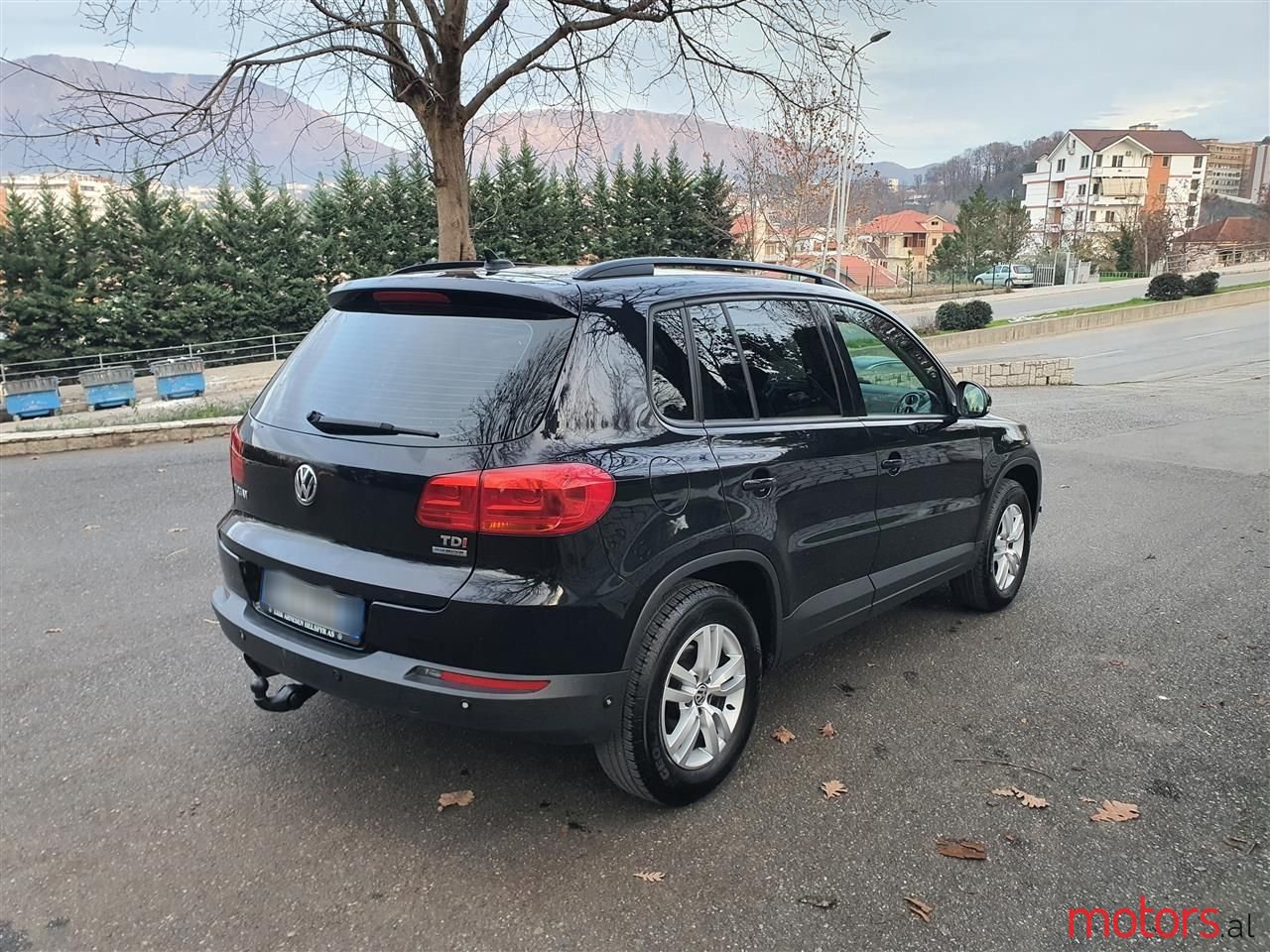 2012' Volkswagen Tiguan photo #4