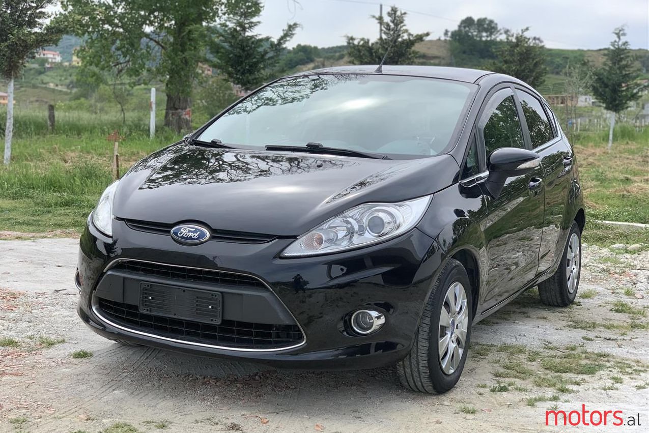 2010' Ford Fiesta photo #1