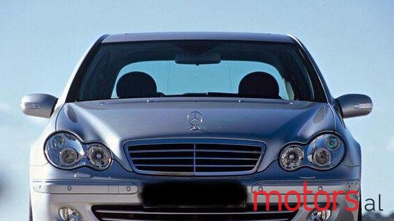 2005' Mercedes-Benz C-Class photo #1