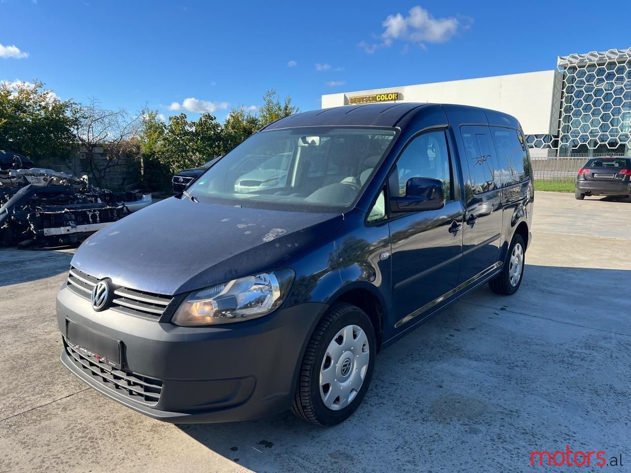 2012' Volkswagen Caddy photo #1