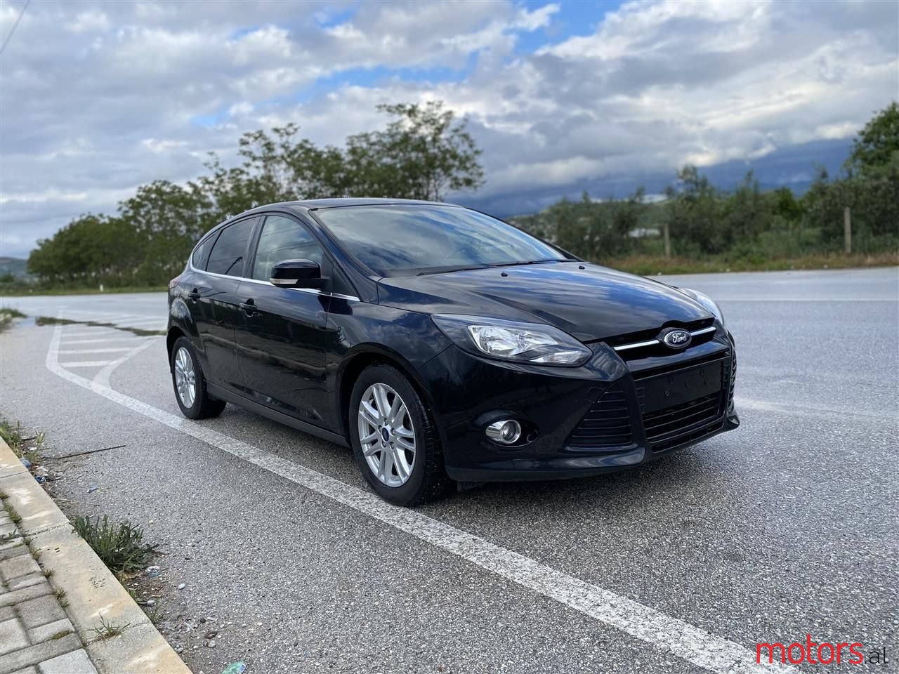 2013' Ford Fiesta photo #4