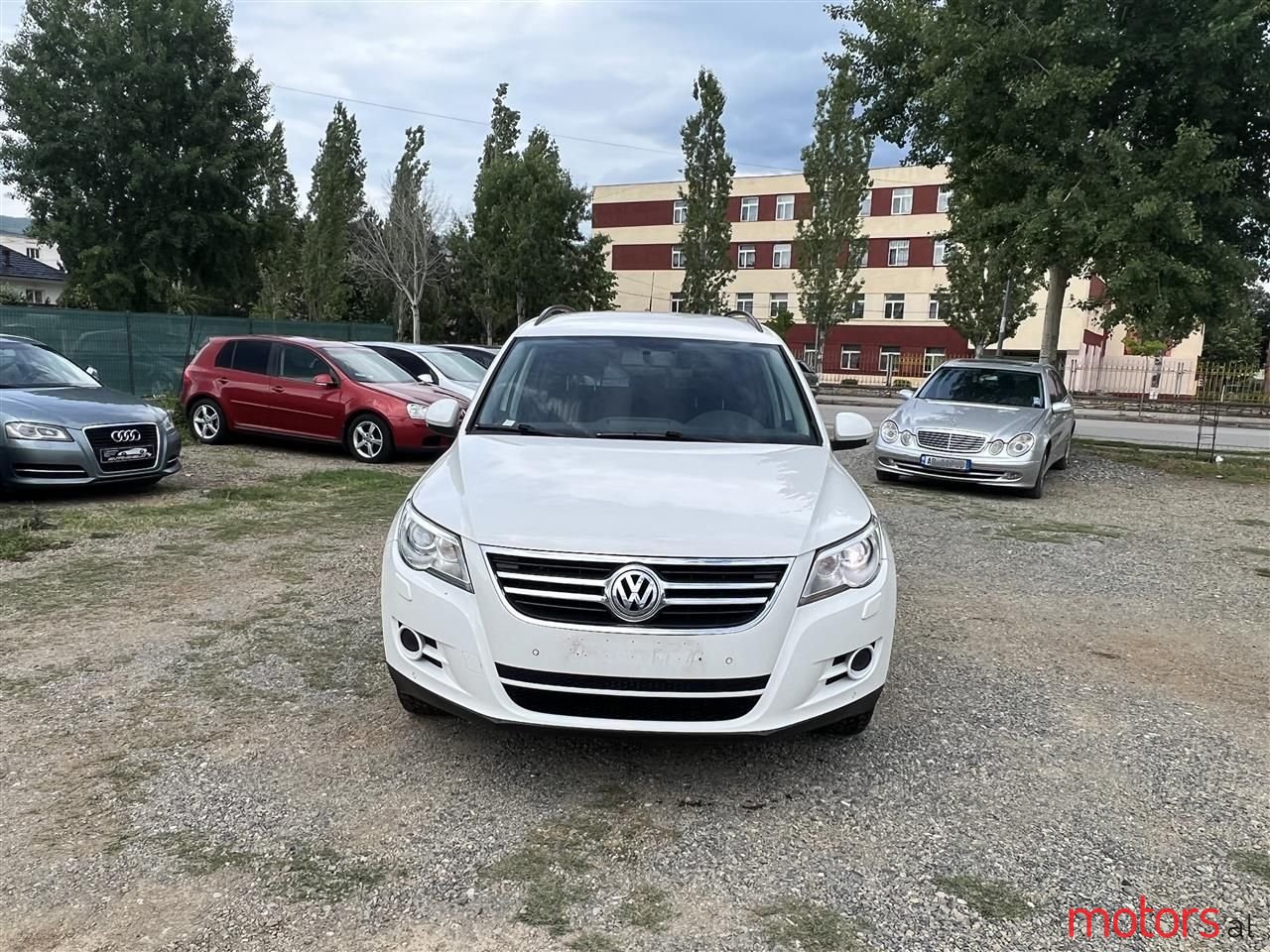 2008' Volkswagen Tiguan photo #6