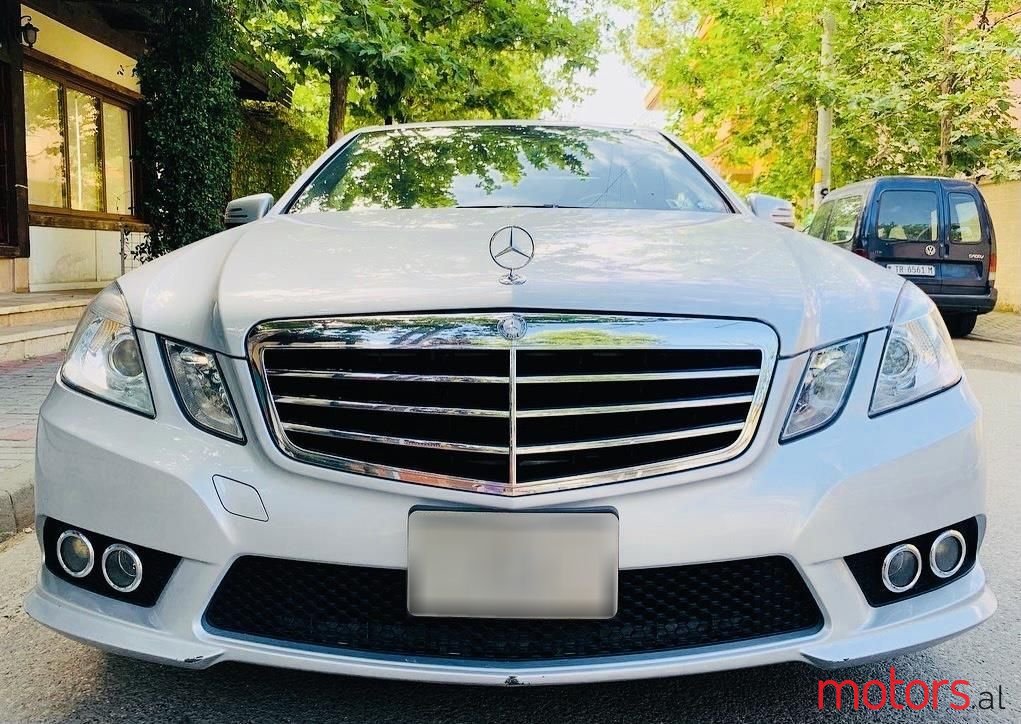 2010' Mercedes-Benz E 350 photo #1