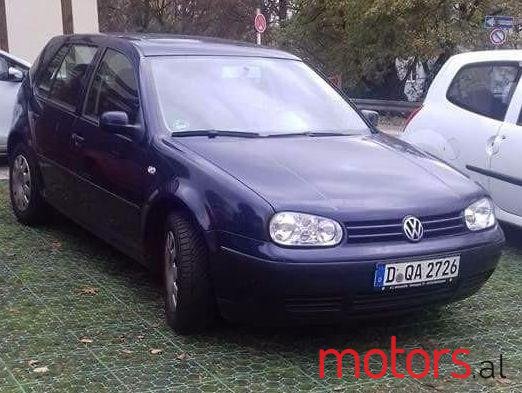 2003' Volkswagen Golf photo #1