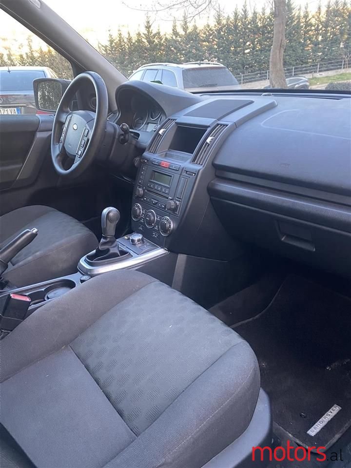 2009' Land Rover Freelander photo #5