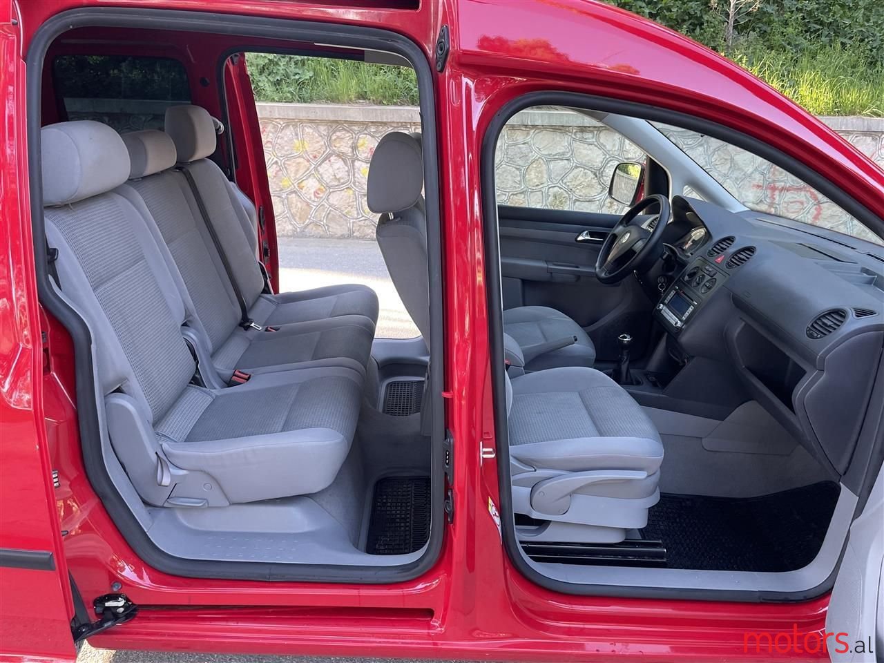 2006' Volkswagen Caddy photo #6