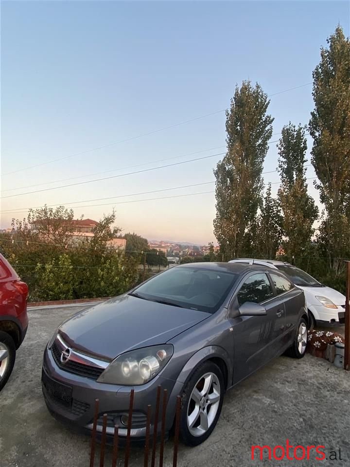 2008' Opel Astra photo #3