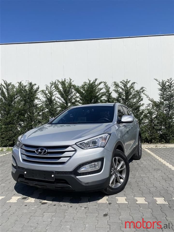 2013' Hyundai Santa Fe photo #1