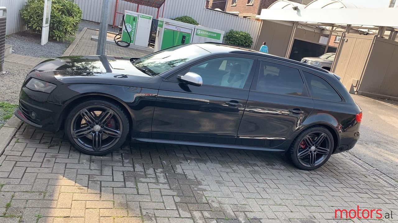 2011' Audi A4 photo #3