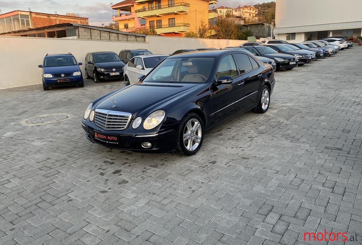 2008' Mercedes-Benz E 320 photo #1