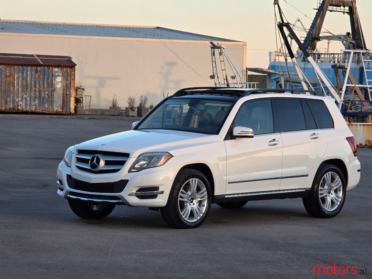 2013' Mercedes-Benz GLK 250 photo #3