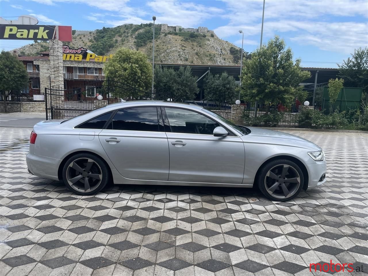 2013' Audi A6 photo #3