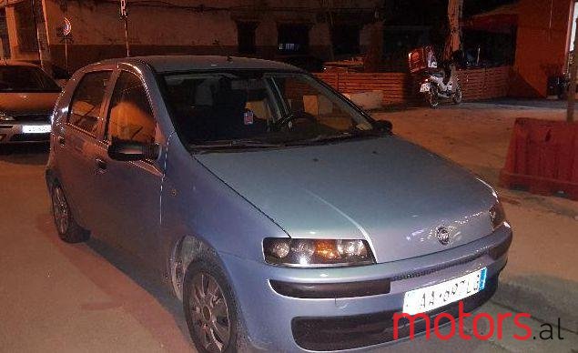 2002' Fiat Punto photo #1