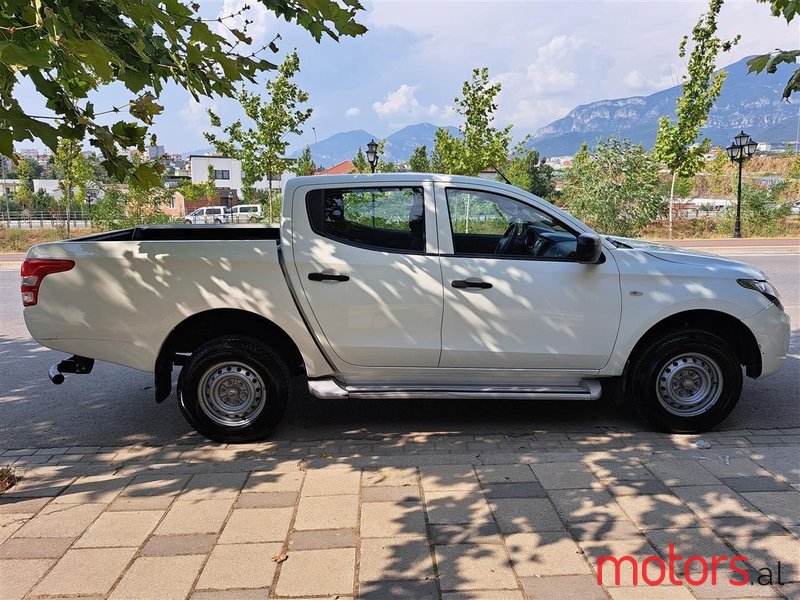 2019' Mitsubishi L200 photo #1