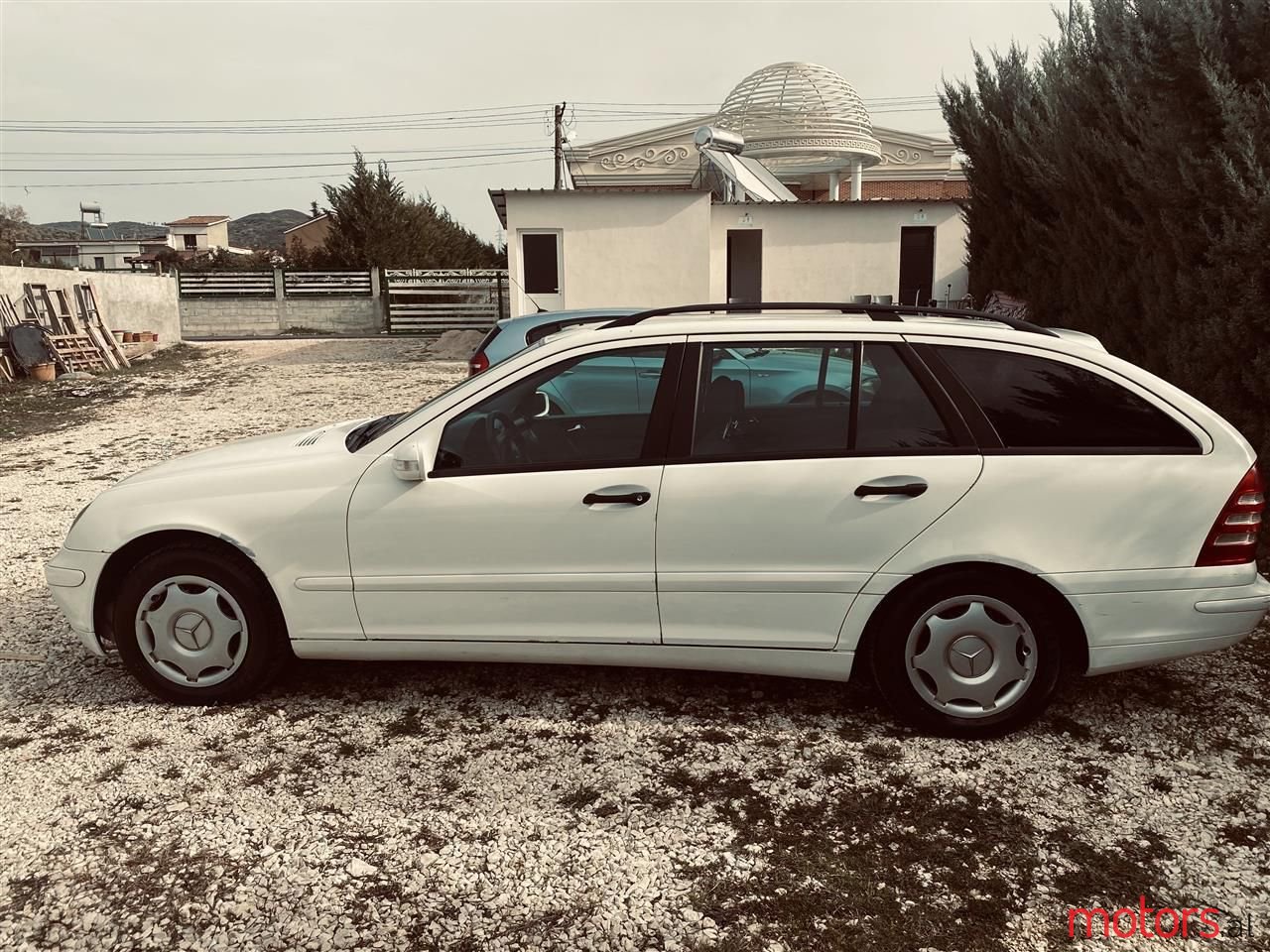 2001' Mercedes-Benz C 200 photo #3