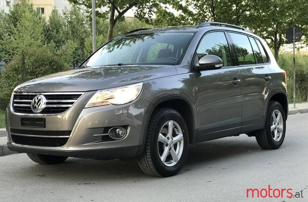 2007' Volkswagen Tiguan photo #1