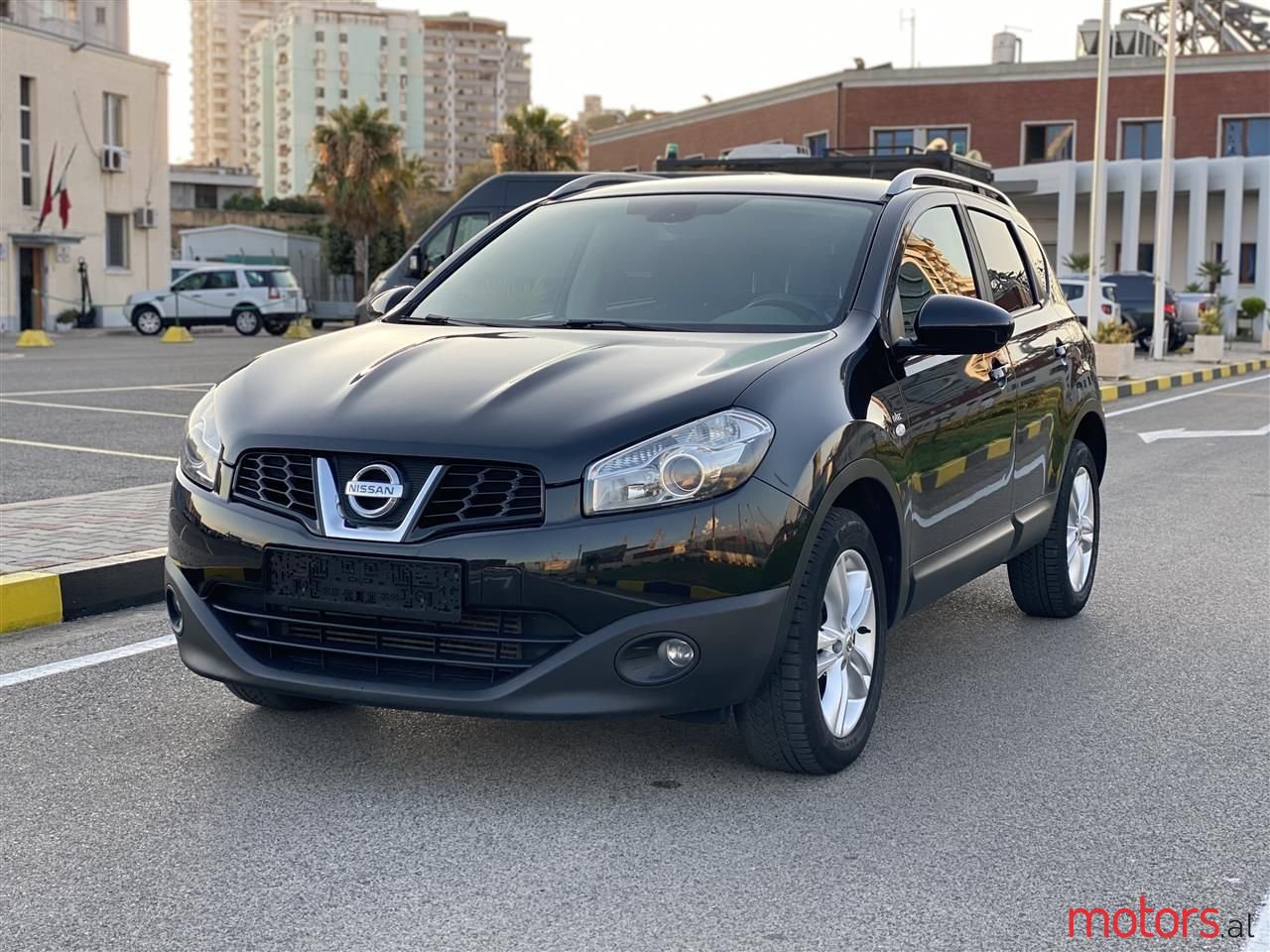 2010' Nissan Qashqai photo #1