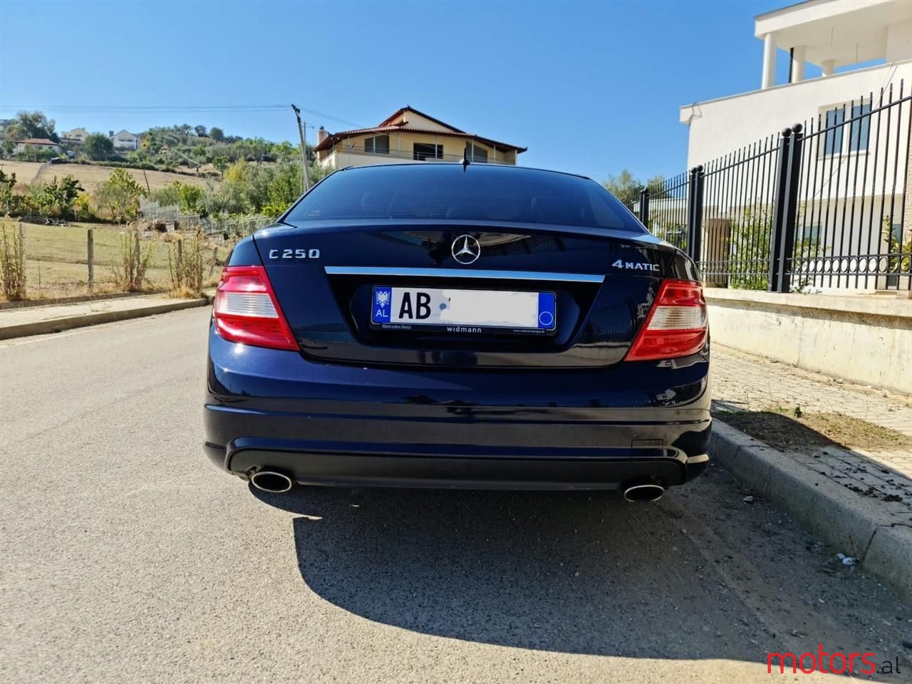 2010' Mercedes-Benz C 250 photo #6