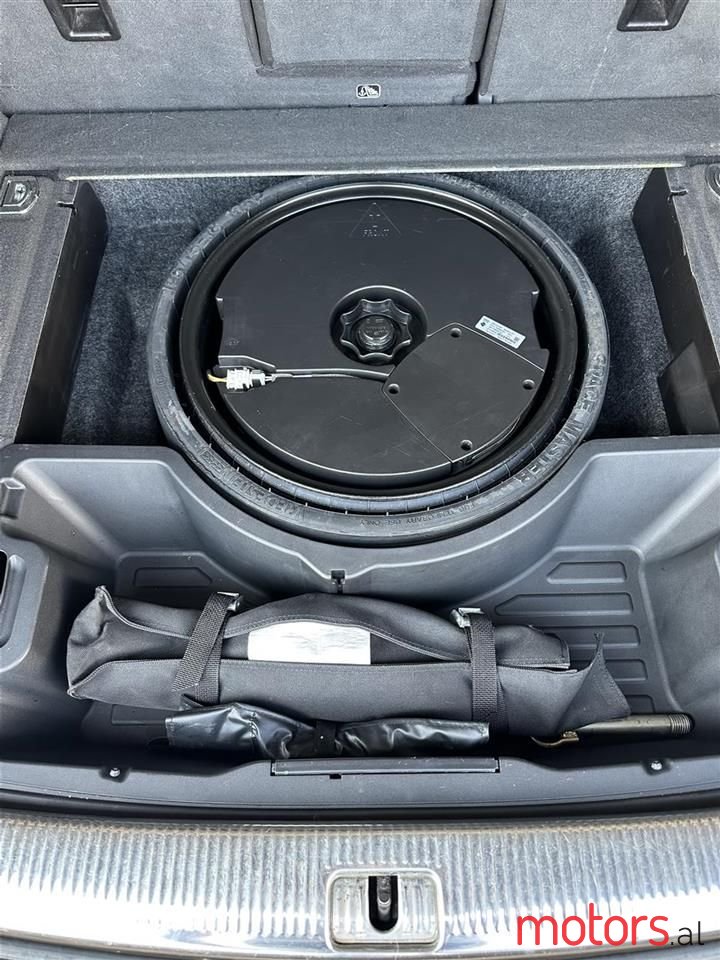 2012' Audi Q5 photo #2