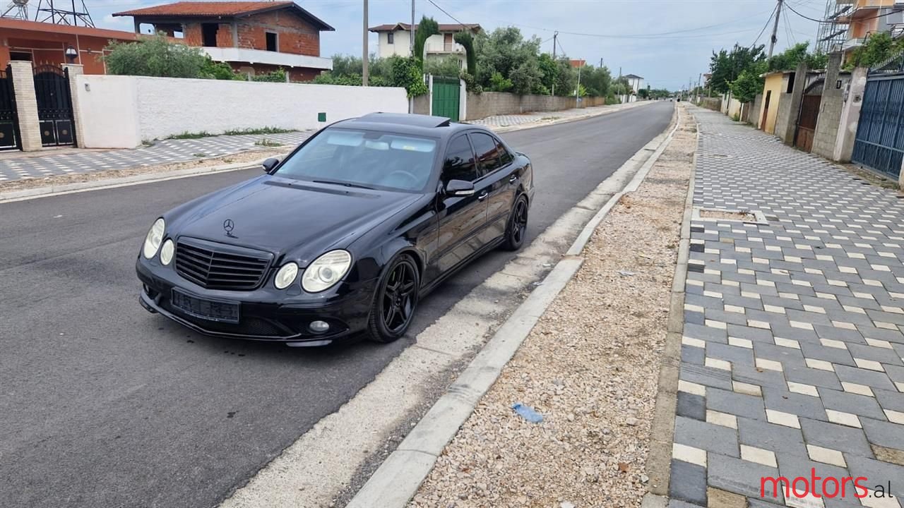 2006' Mercedes-Benz E 320 photo #5