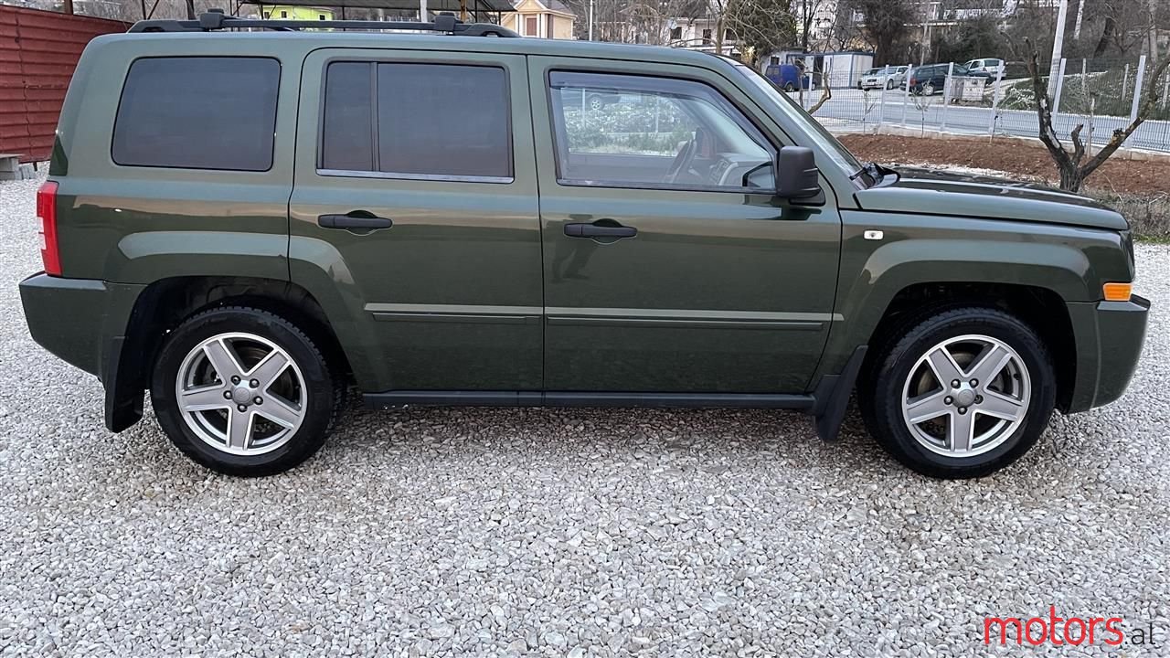 2007' Jeep Patriot photo #4