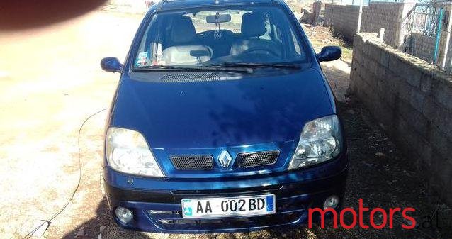 2002' Renault Scenic photo #2