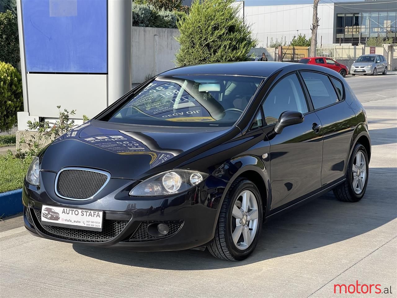 2007' SEAT Leon photo #1