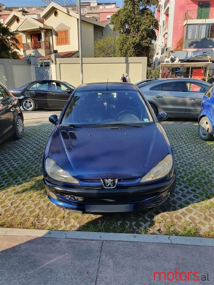 2001' Peugeot 206 photo #1