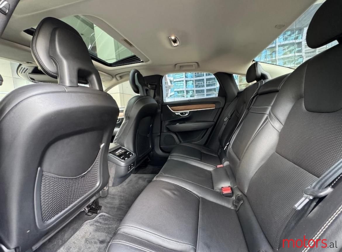 2017' Volvo S90 photo #3