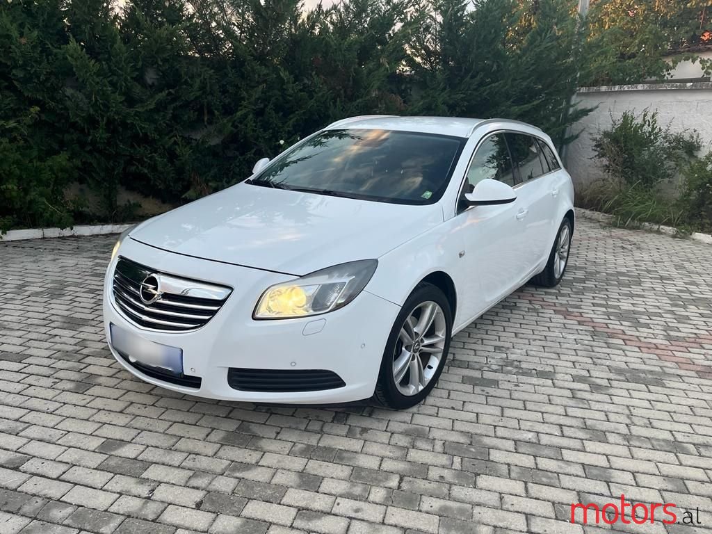 2013' Opel Insignia photo #1