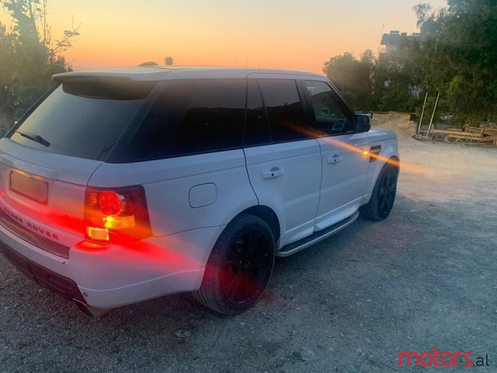 2011' Land Rover Range Rover Sport photo #5