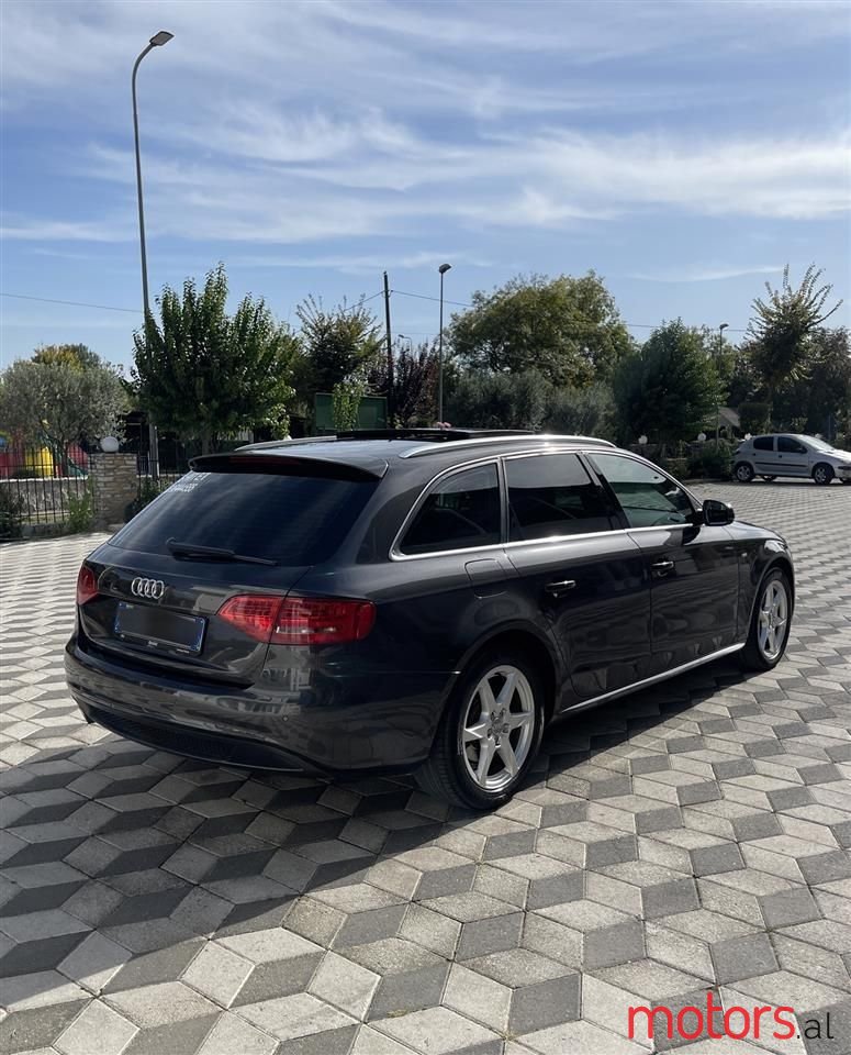 2010' Audi A4 photo #5