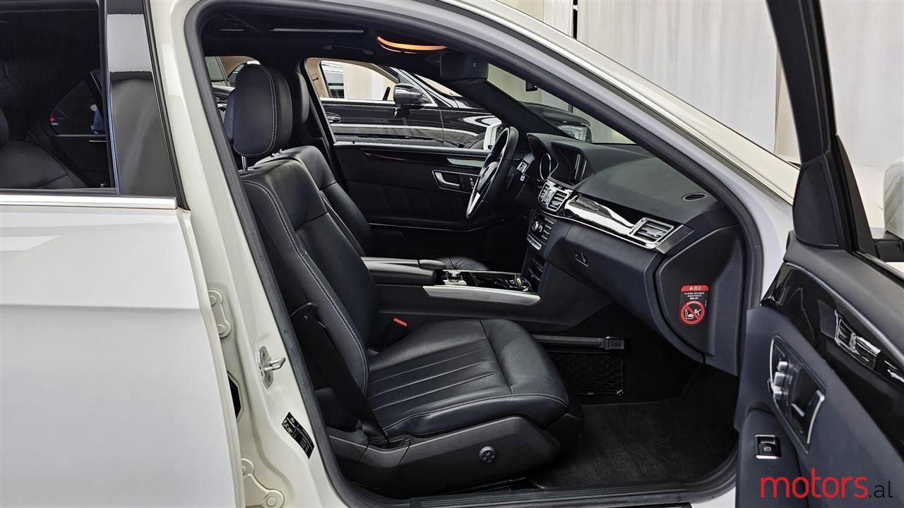 2014' Mercedes-Benz E 220 photo #4
