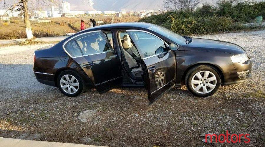 2006' Volkswagen Passat photo #1