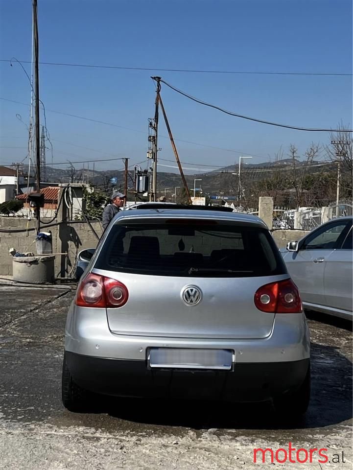 2006' Volkswagen Golf photo #5