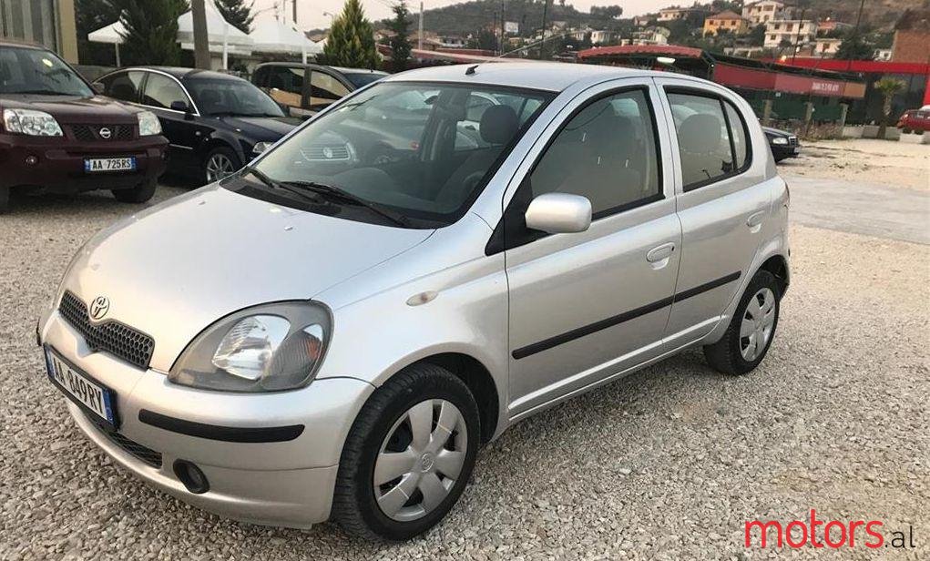 2001' Toyota Yaris photo #2