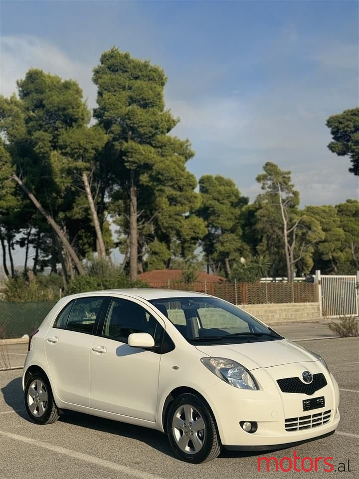 2007' Toyota Yaris photo #6