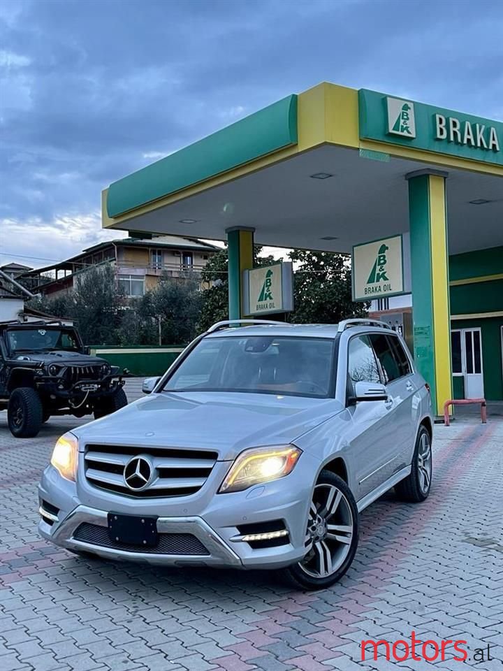 2013' Mercedes-Benz GLK 250 photo #2