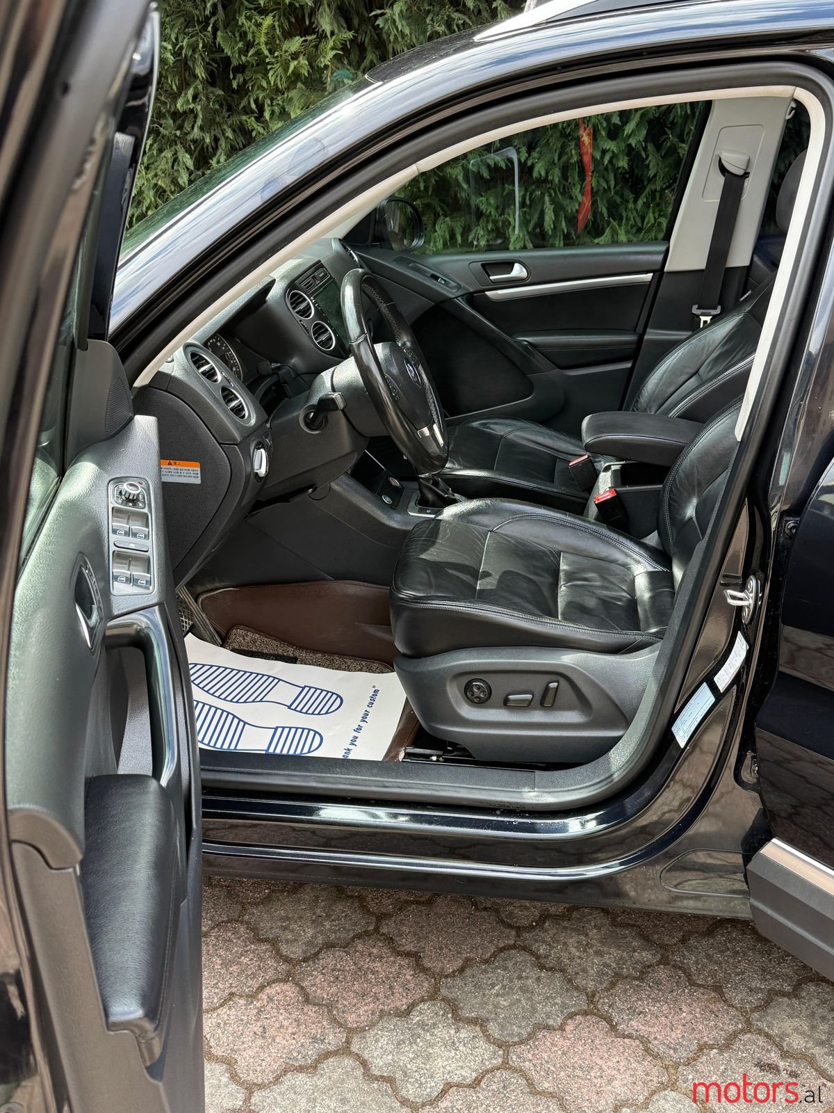 2013' Volkswagen Tiguan photo #6