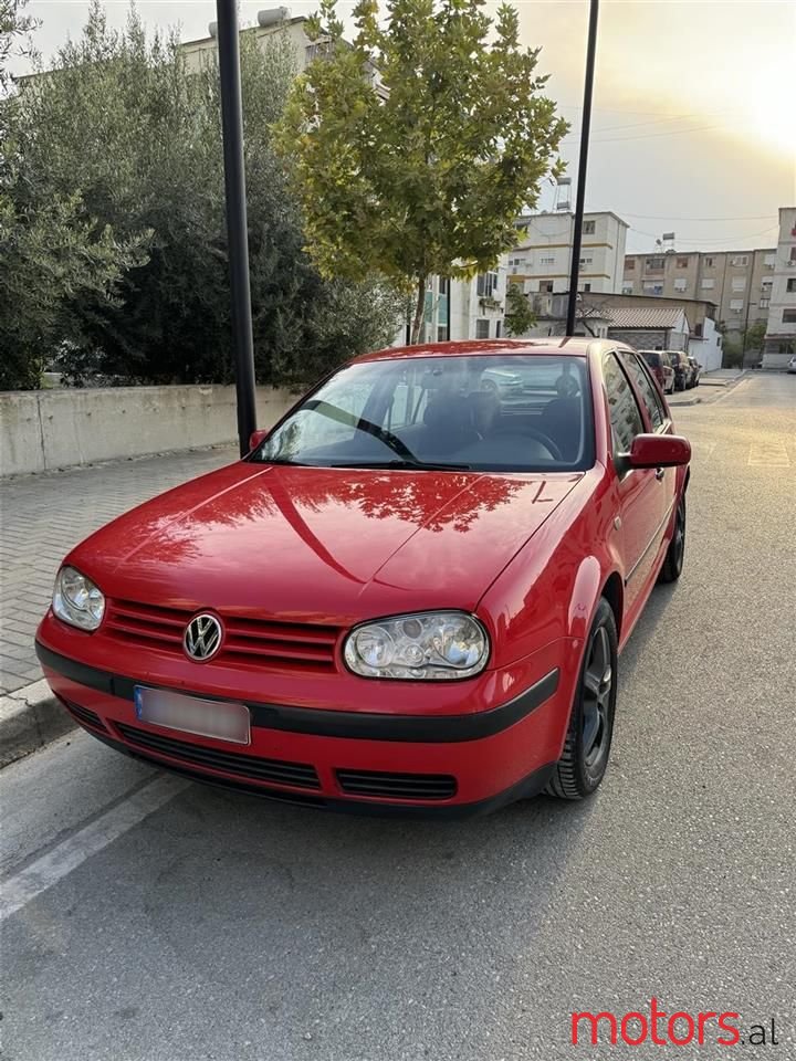 2000' Volkswagen Golf photo #1