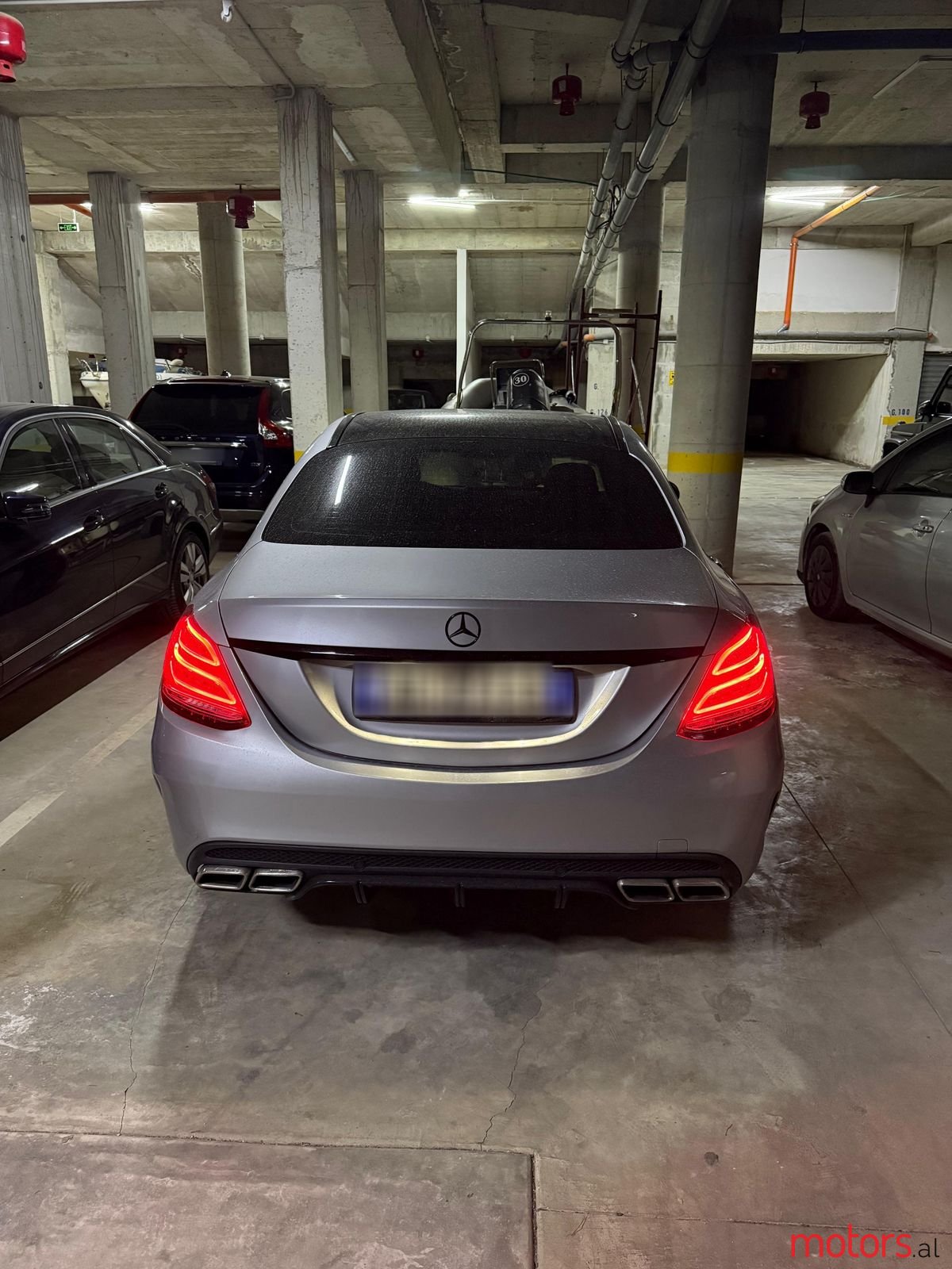 2015' Mercedes-Benz 300 photo #2