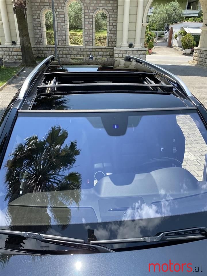 2015' Mercedes-Benz GLK 250 photo #3